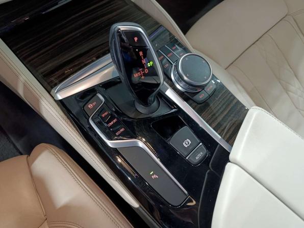 BMW 5 серии VII (G30/G31/G38) с пробегом 2017 года, цена 3 150 000 рублей, 166400 км, седан, Автокод Объявления