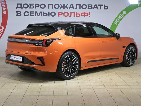 Zeekr 001 I Рестайлинг 1 с пробегом 2024 года, цена 7 420 000 рублей, 10500 км, лифтбек, Автокод Объявления