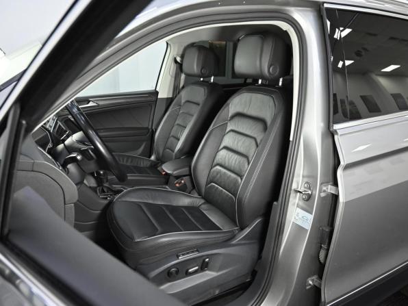 Volkswagen Tiguan II с пробегом 2019 года, цена 2 649 000 рублей, 72000 км, внедорожник, Автокод Объявления