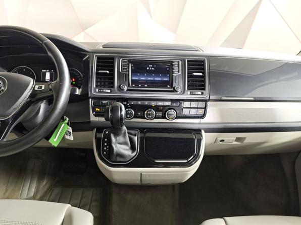 Volkswagen Multivan T6 с пробегом 2015 года, цена 2 989 000 рублей, 186096 км, минивэн, Автокод Объявления