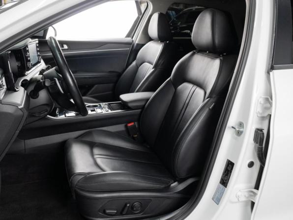 Kia K5 III с пробегом 2021 года, цена 2 600 000 рублей, 69885 км, седан, Автокод Объявления