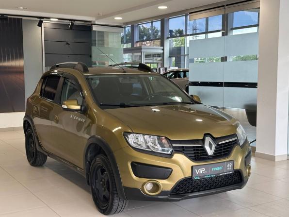 Renault Sandero II с пробегом 2014 года, цена 835 000 рублей, 181738 км, хэтчбек, Автокод Объявления