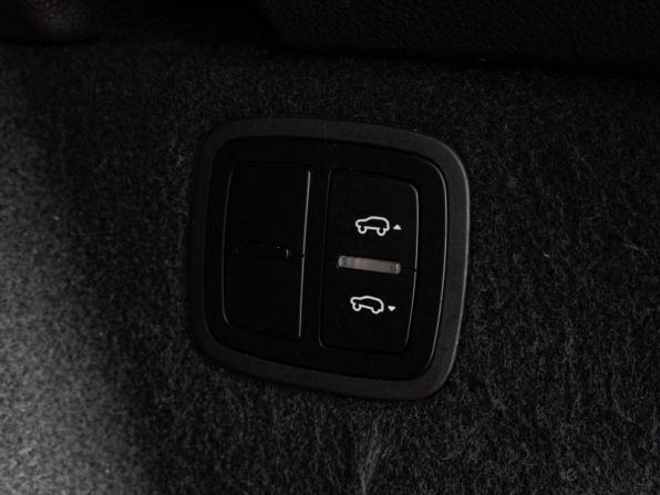 Porsche Macan I с пробегом 2015 года, цена 3 000 000 рублей, 176544 км, внедорожник, Автокод Объявления