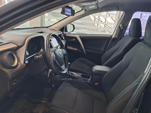 Toyota RAV4 IV (XA40) Рестайлинг с пробегом 2017 года, цена 2 549 000 рублей, 99700 км, внедорожник, Автокод Объявления