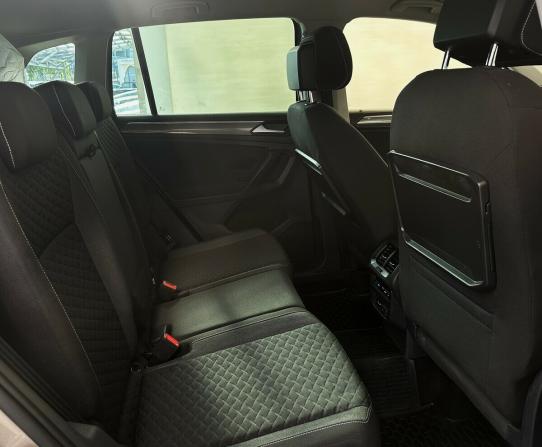 Volkswagen Tiguan II с пробегом 2018 года, цена 2 250 000 рублей, 98112 км, внедорожник, Автокод Объявления