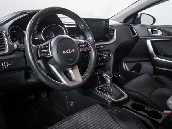 Kia Ceed III Рестайлинг с пробегом 2022 года, цена 1 897 000 рублей, 66844 км, хэтчбек, Автокод Объявления