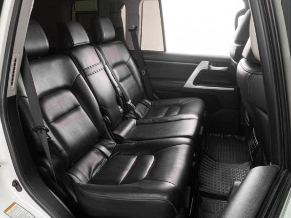 Toyota Land Cruiser 200 Series Рестайлинг 2 с пробегом 2017 года, цена 5 299 000 рублей, 278950 км, внедорожник, Автокод Объявления