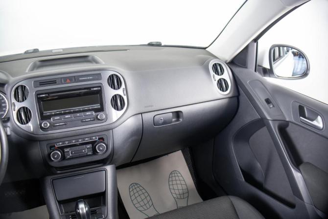 Volkswagen Tiguan I Рестайлинг с пробегом 2015 года, цена 1 749 000 рублей, 134265 км, внедорожник, Автокод Объявления