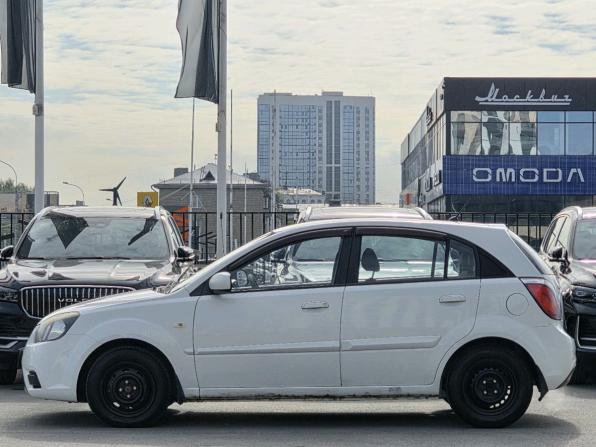 Kia Rio II Рестайлинг с пробегом 2011 года, цена 536 000 рублей, 258272 км, хэтчбек, Автокод Объявления