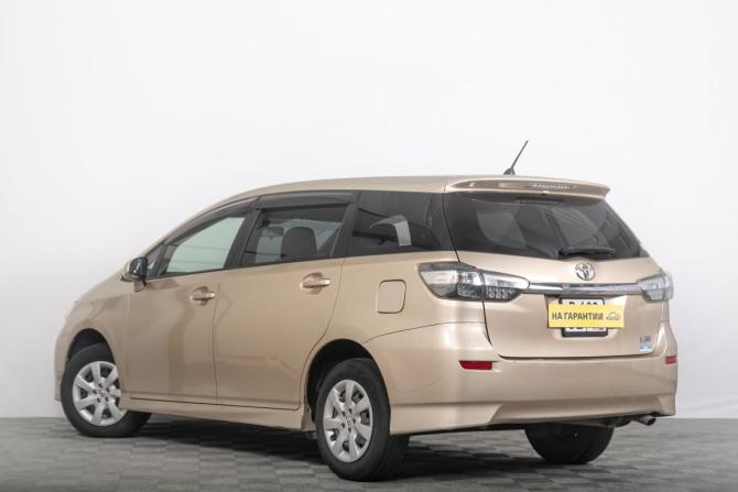 Toyota Wish II Рестайлинг с пробегом 2012 года, цена 1 259 000 рублей, 160000 км, минивэн, Автокод Объявления