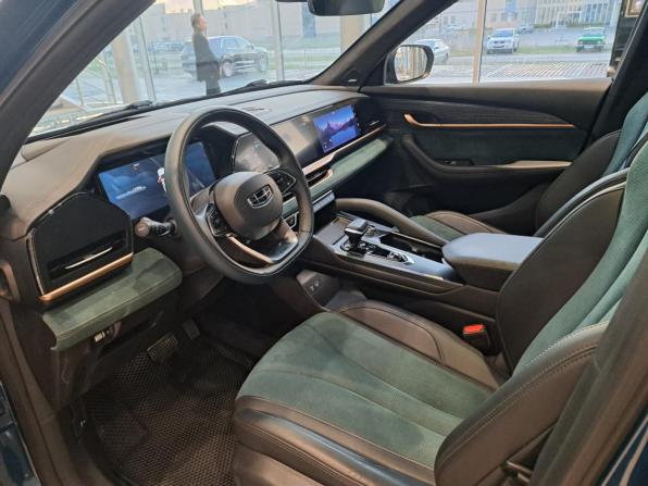 Geely Monjaro I с пробегом 2024 года, цена 3 649 000 рублей, 14001 км, внедорожник, Автокод Объявления
