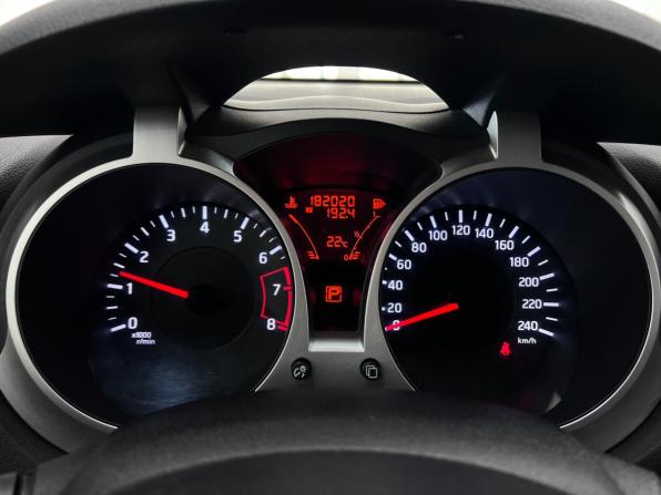 Nissan Juke I с пробегом 2011 года, цена 990 000 рублей, 182020 км, внедорожник, Автокод Объявления