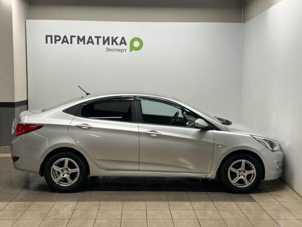 Hyundai Solaris I Рестайлинг с пробегом 2016 года, цена 820 000 рублей, 163733 км, седан, Автокод Объявления