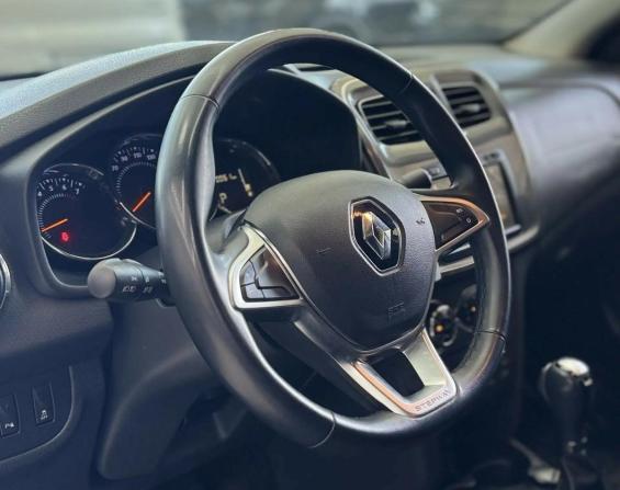 Renault Logan II Рестайлинг с пробегом 2020 года, цена 1 399 000 рублей, 50000 км, седан, Автокод Объявления