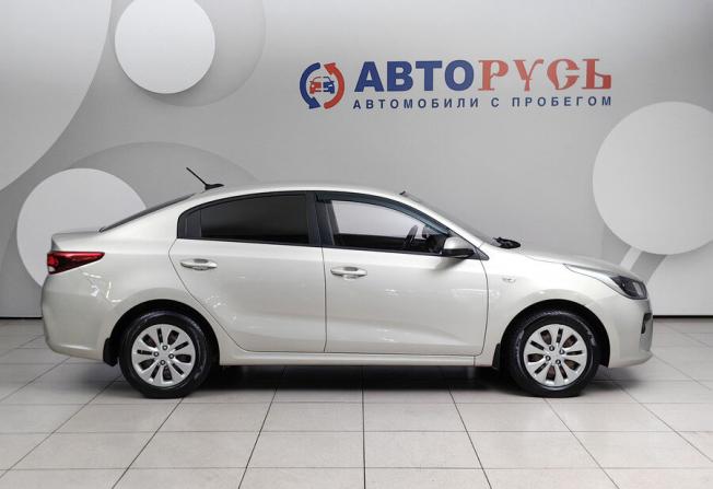 Kia Rio IV с пробегом 2018 года, цена 1 295 000 рублей, 113500 км, седан, Автокод Объявления