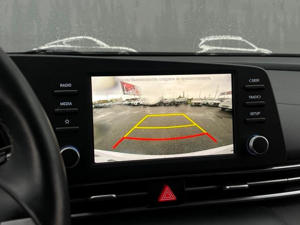 Hyundai Elantra VII (CN7) с пробегом 2022 года, цена 2 237 400 рублей, 30649 км, седан, Автокод Объявления