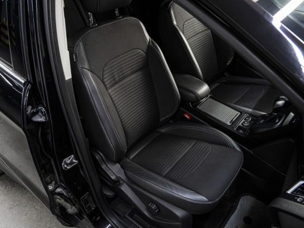 Ford Kuga II Рестайлинг с пробегом 2017 года, цена 1 375 000 рублей, 177081 км, внедорожник, Автокод Объявления