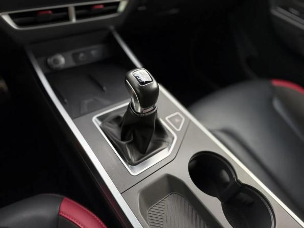 JETOUR DASHING I с пробегом 2024 года, цена 1 749 000 рублей, 26470 км, внедорожник, Автокод Объявления