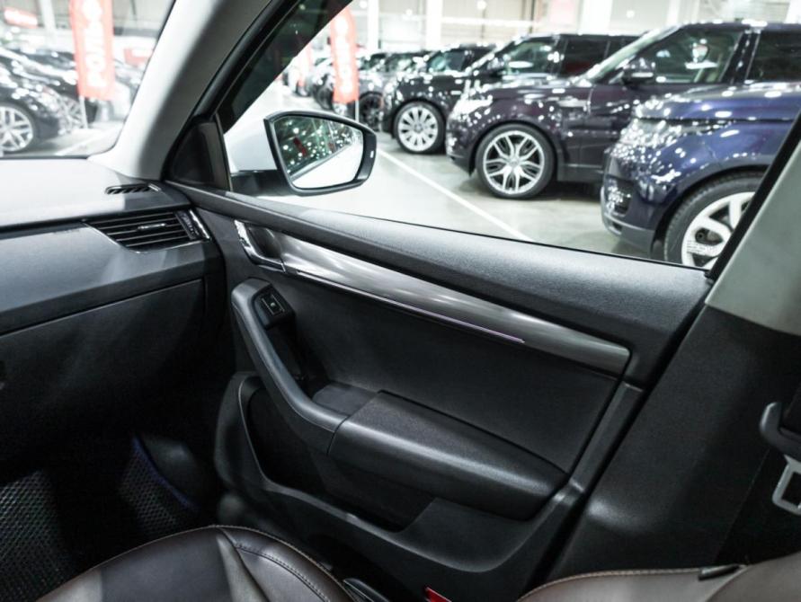 Skoda Octavia III (A7) Рестайлинг Санкт-Петербург  - изображение 22