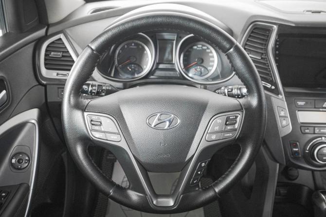 Hyundai Santa Fe III с пробегом 2014 года, цена 2 039 000 рублей, 266666 км, внедорожник, Автокод Объявления