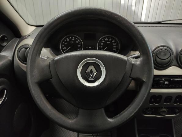 Renault Logan I Рестайлинг с пробегом 2011 года, цена 390 000 рублей, 203154 км, седан, Автокод Объявления
