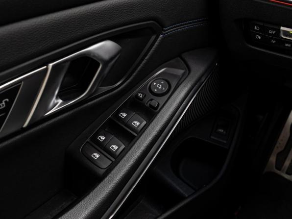 BMW 3 серии VII (G2x) с пробегом 2021 года, цена 4 045 000 рублей, 71144 км, седан, Автокод Объявления