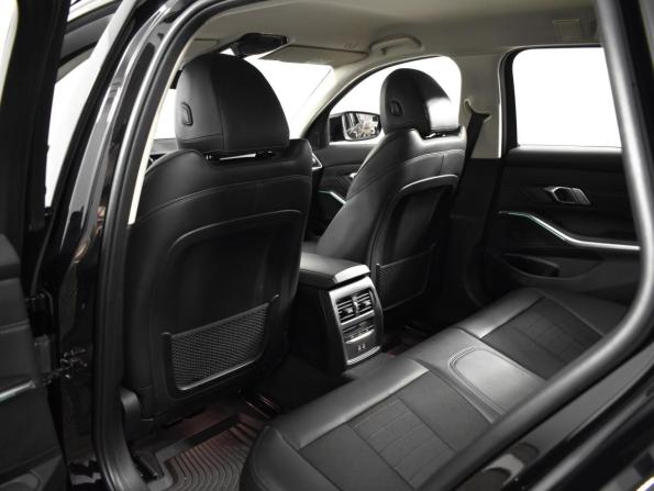 BMW 3 серии VII (G2x) с пробегом 2021 года, цена 3 657 900 рублей, 114300 км, универсал, Автокод Объявления