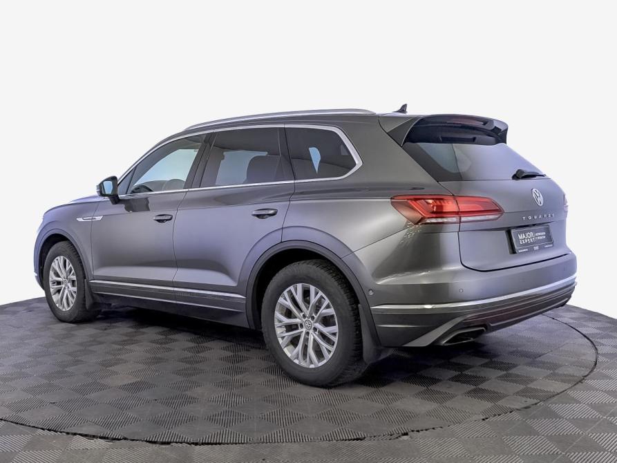 Volkswagen Touareg III Москва  - изображение 7