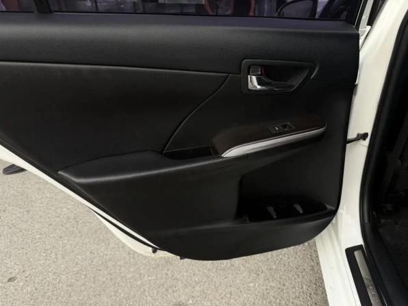Toyota Camry VII (XV50) Рестайлинг с пробегом 2015 года, цена 1 649 000 рублей, 156854 км, седан, Автокод Объявления