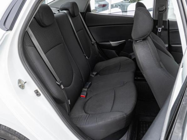 Kia Rio III Рестайлинг с пробегом 2015 года, цена 875 000 рублей, 179085 км, седан, Автокод Объявления