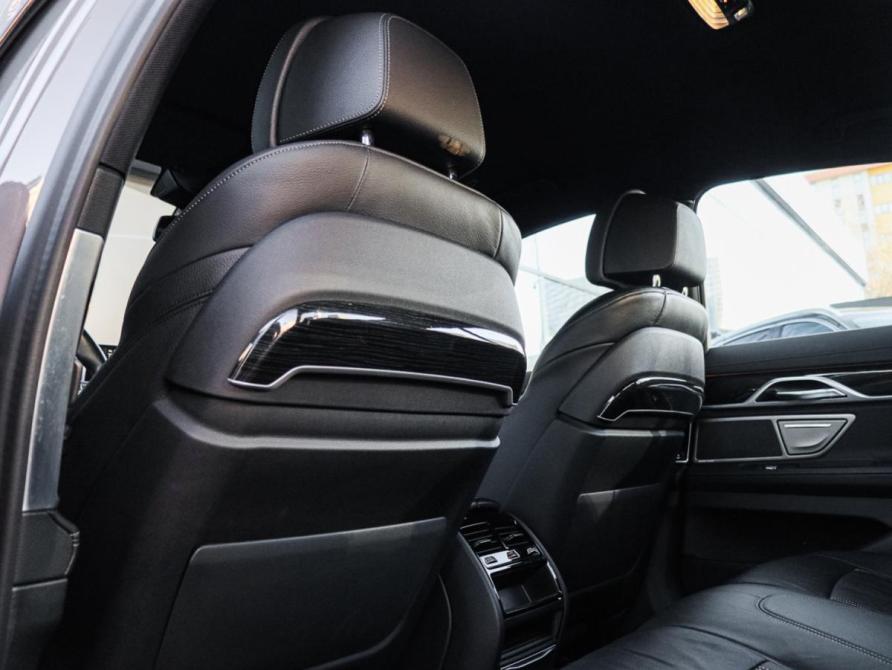 BMW 7 серии VI (G11/G12) Рестайлинг Москва  - изображение 8