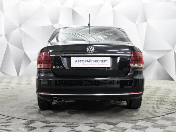 Volkswagen Polo V Рестайлинг с пробегом 2016 года, цена 850 000 рублей, 235000 км, седан, Автокод Объявления