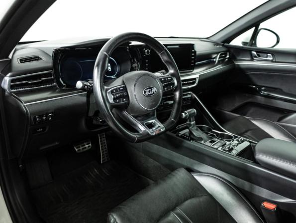 Kia K5 III с пробегом 2020 года, цена 2 749 700 рублей, 57311 км, седан, Автокод Объявления