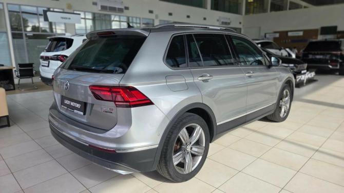 Volkswagen Tiguan II с пробегом 2017 года, цена 2 295 000 рублей, 158921 км, внедорожник, Автокод Объявления