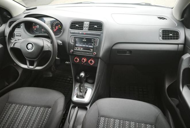 Volkswagen Polo V Рестайлинг с пробегом 2017 года, цена 1 099 000 рублей, 153157 км, седан, Автокод Объявления