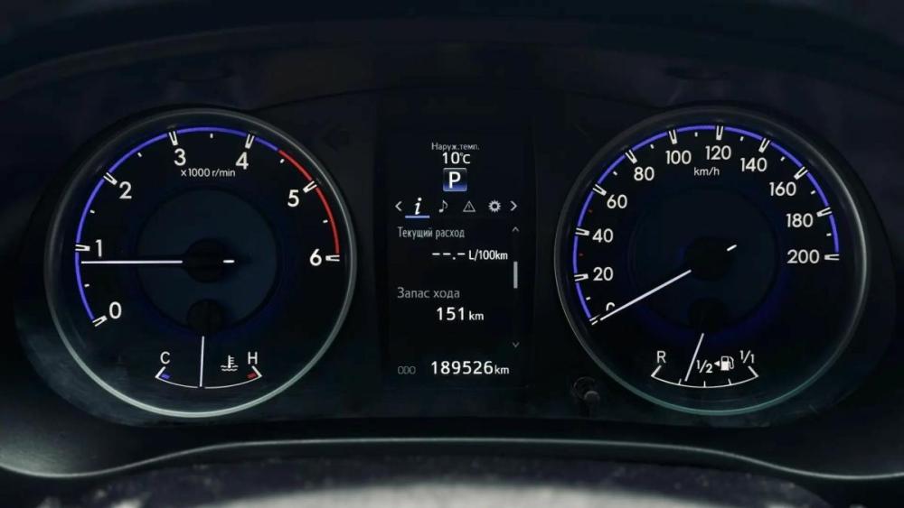 Toyota Hilux VIII Смоленск  - изображение 16