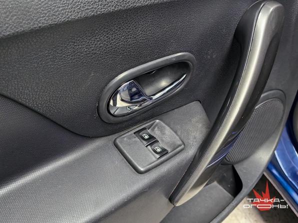 Renault Logan II с пробегом 2014 года, цена 548 000 рублей, 179000 км, седан, Автокод Объявления