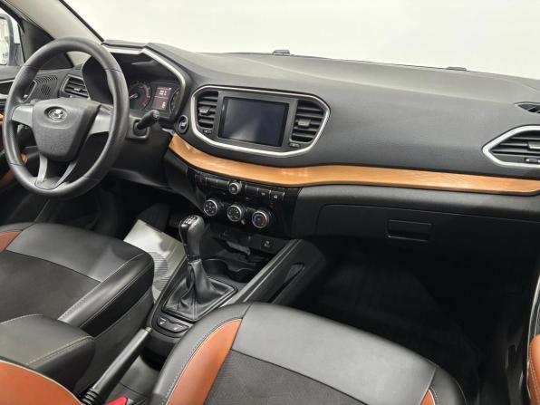 Lada (ВАЗ) Vesta I Рестайлинг (NG) с пробегом 2024 года, цена 1 350 000 рублей, 33922 км, седан, Автокод Объявления