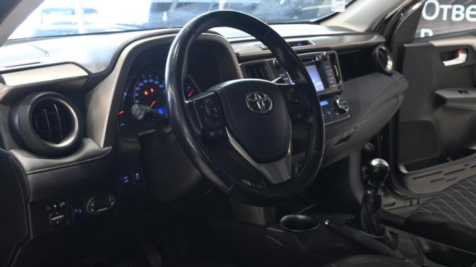 Toyota RAV4 IV (XA40) с пробегом 2015 года, цена 1 870 000 рублей, 198098 км, внедорожник, Автокод Объявления