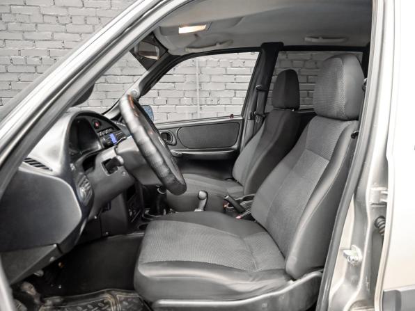 Chevrolet Niva I Рестайлинг с пробегом 2012 года, цена 350 000 рублей, 253594 км, внедорожник, Автокод Объявления