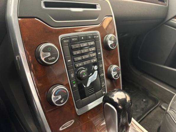 Volvo XC70 II с пробегом 2011 года, цена 1 211 500 рублей, 233983 км, универсал, Автокод Объявления
