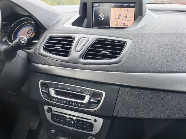 Renault Megane III Рестайлинг с пробегом 2013 года, цена 729 000 рублей, 138542 км, хэтчбек, Автокод Объявления