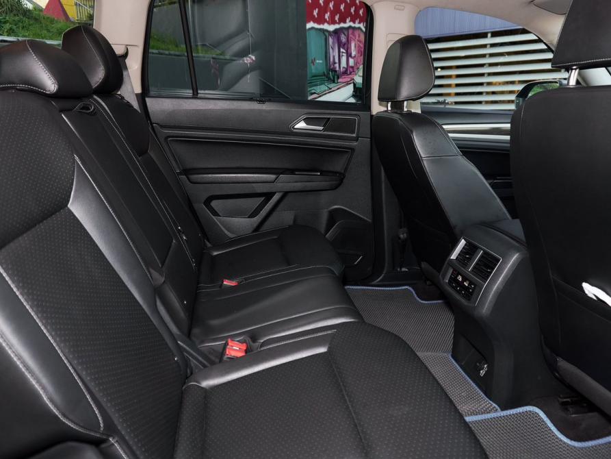 Volkswagen Teramont I Казань  - изображение 8