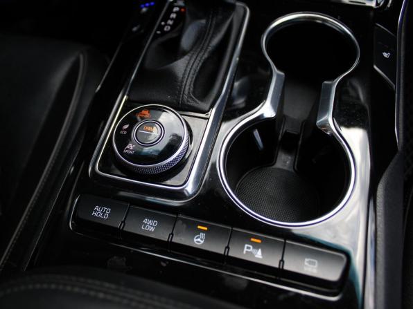 Kia Mohave I Рестайлинг 2 с пробегом 2021 года, цена 3 219 000 рублей, 302304 км, внедорожник, Автокод Объявления