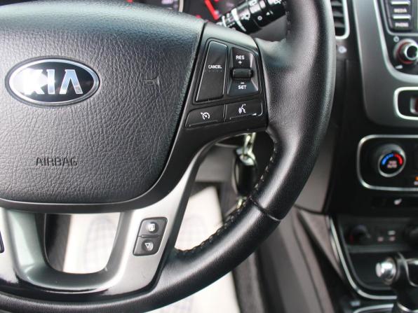 Kia Sorento II Рестайлинг с пробегом 2017 года, цена 1 740 000 рублей, 239195 км, внедорожник, Автокод Объявления