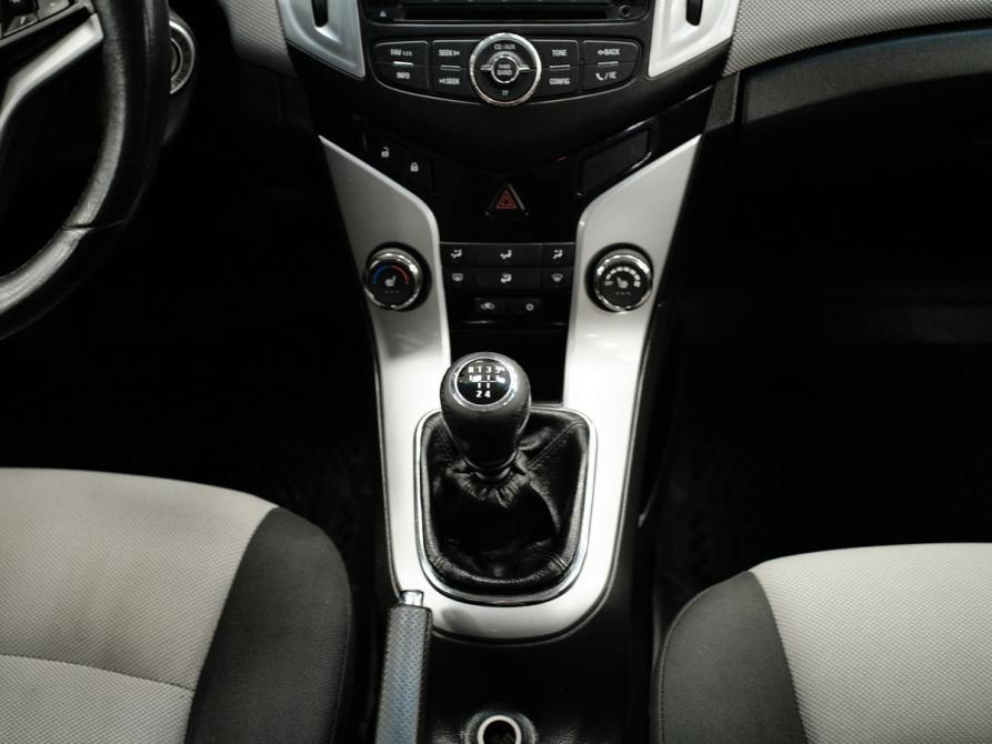 Chevrolet Cruze I Рестайлинг Самара  - изображение 12