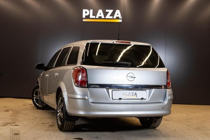 Opel Astra H Рестайлинг с пробегом 2012 года, цена 709 000 рублей, 209037 км, универсал, Автокод Объявления