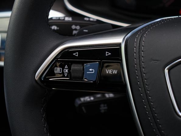 Audi A6 V (C8) Рестайлинг с пробегом 2025 года, цена 6 700 000 рублей, 3181 км, седан, Автокод Объявления