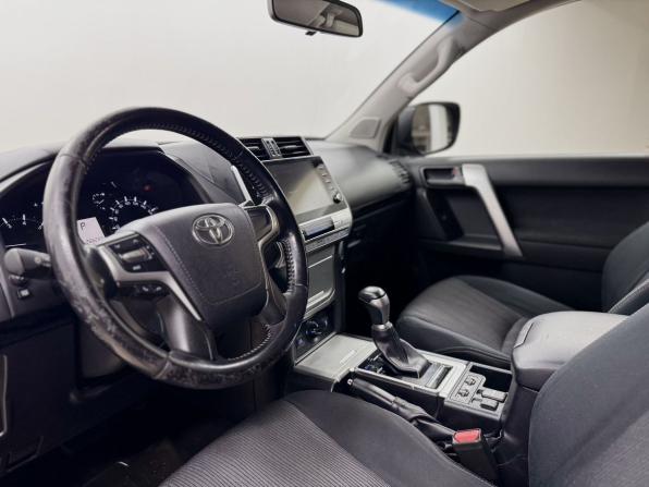 Toyota Land Cruiser Prado 150 Series Рестайлинг 3 с пробегом 2021 года, цена 3 500 000 рублей, 266219 км, внедорожник, Автокод Объявления