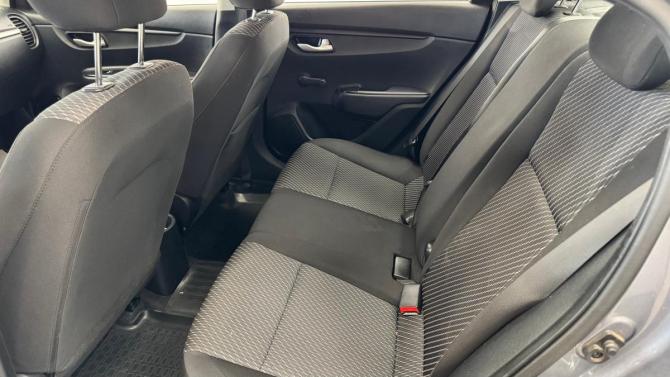 Kia Rio IV с пробегом 2018 года, цена 1 095 000 рублей, 82167 км, седан, Автокод Объявления